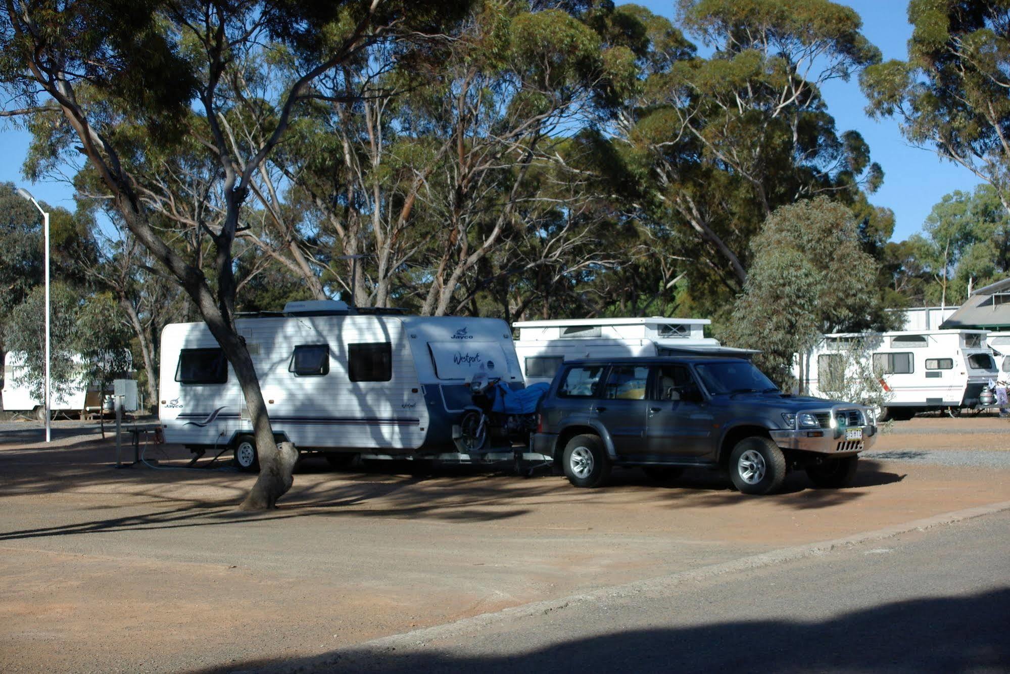 Acclaim Gateway Caravan Park Dundas Buitenkant foto
